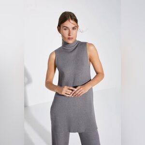 ZARA Sleeveless Gray Turtleneck Tunic Vest